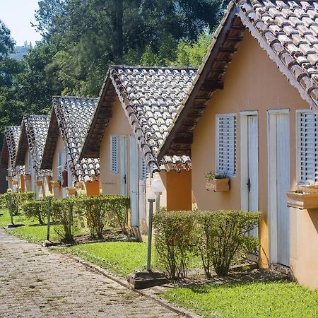 Chales Dois Amores Hotel Águas de São Pedro Екстериор снимка