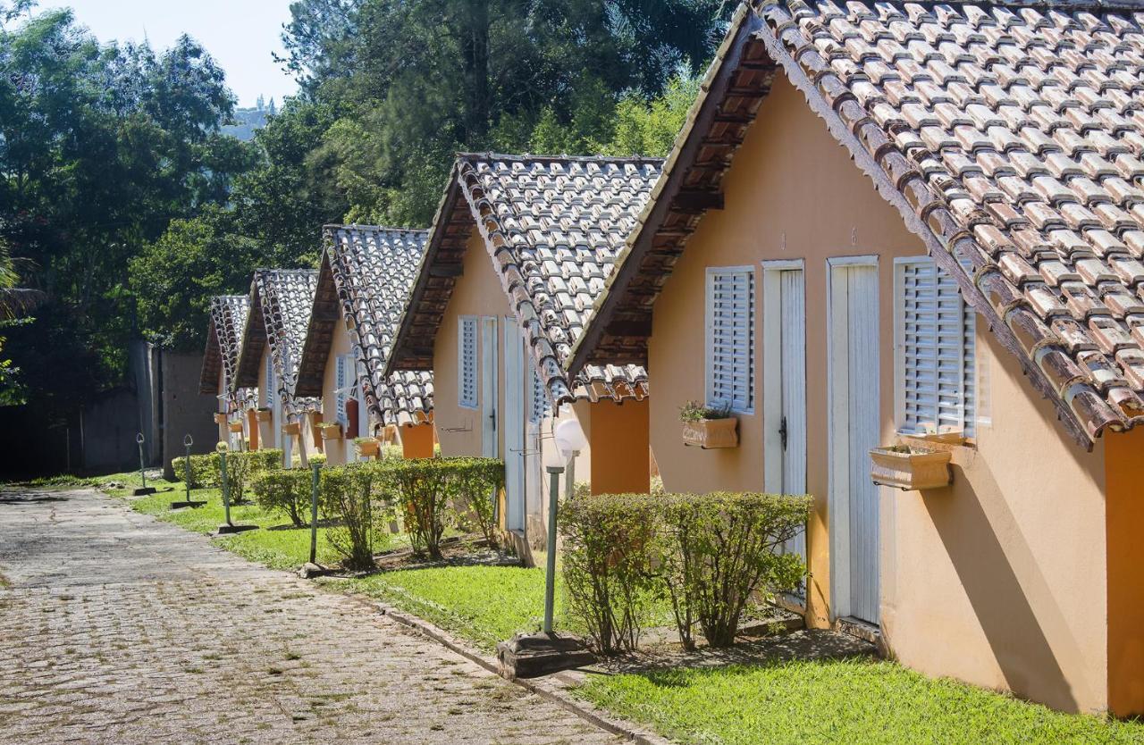 Chales Dois Amores Hotel Águas de São Pedro Екстериор снимка