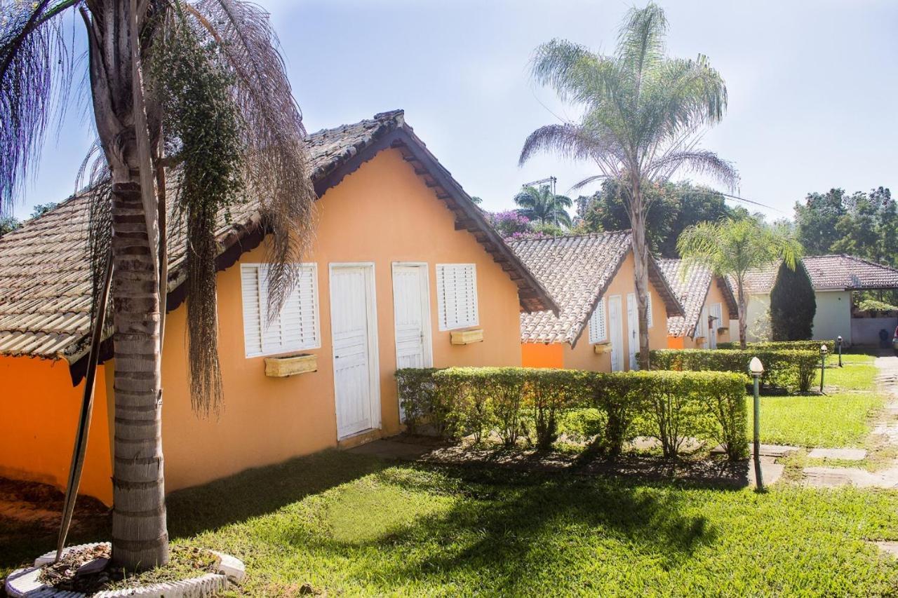 Chales Dois Amores Hotel Águas de São Pedro Екстериор снимка